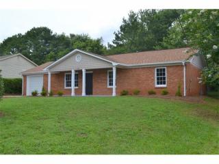 225 Kingsport Dr, Lawrenceville, GA 30046-7606