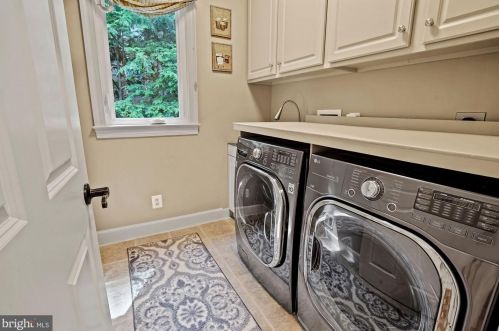 624 Live Oak Dr, Mc Lean VA 22101-1563 exterior