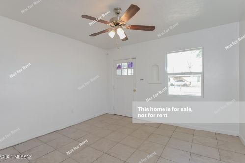 844 37 St, Tucson AZ 85713-4908 exterior