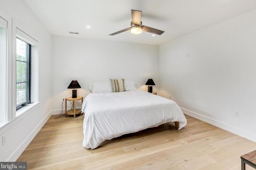 609 Van Buren St, Washington DC  20012-2641 exterior