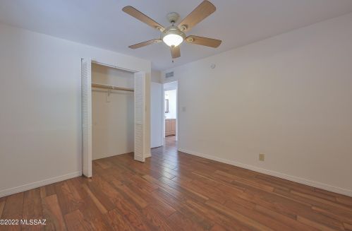 8105 Beverly St, Tucson AZ 85710-5929 exterior