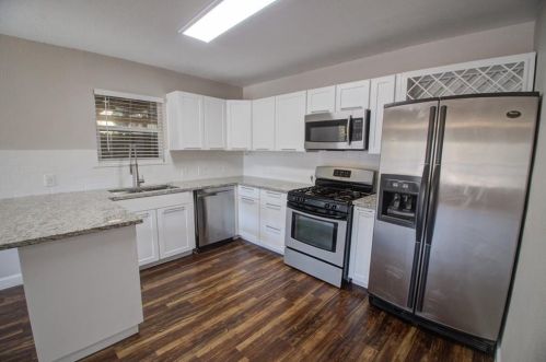 1308 Bob Harrison St, Austin TX  78702-1136 exterior