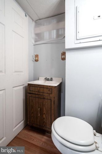 3225 Friendship St, Philadelphia PA 19149-1516 exterior