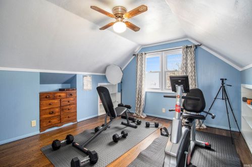 705 Geyer Ave, Mishawaka IN 46544-4334 exterior