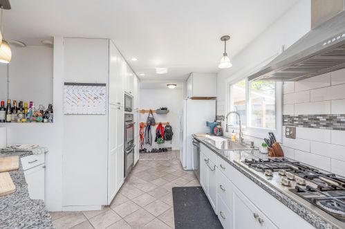 17260 Vly Dr, Big Rapids MI 49307-8906 exterior