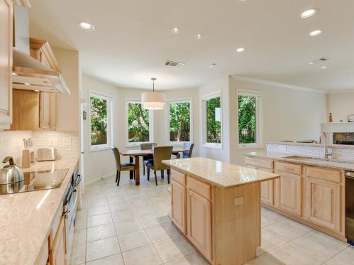 5311 Bull, Austin TX 78727-6644 exterior