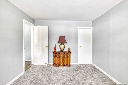 20 20 St, Huntington Station NY exterior