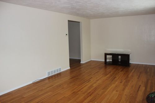 4936 Aspen St, Pittsburgh PA 15122-1235 exterior