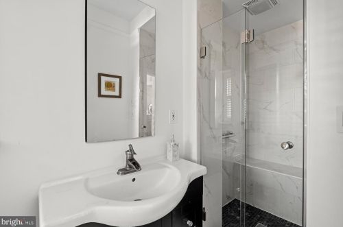 1429 Q St, Washington DC 20009-3808 exterior