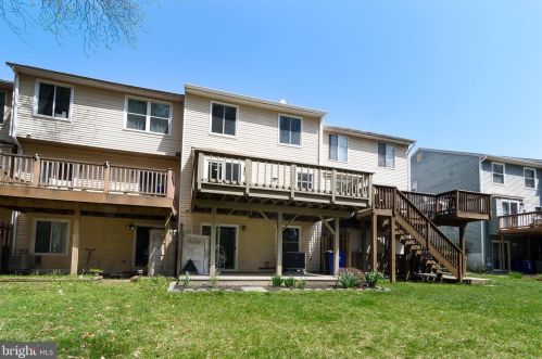 8016 Branch Wood Ct, Ellicott MD 21043-6937 exterior