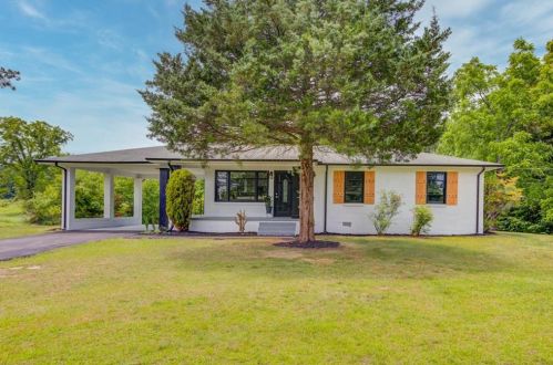 4367 Sardis Rd, Gainesville, GA 30506-3539