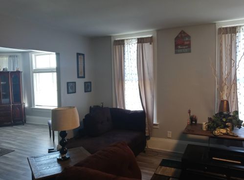 2437 2nd St, Milwaukee WI 53212-2809 exterior