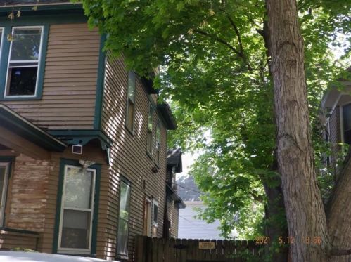 924 Stockbridge Ave, Kalamazoo, MI 49001-3810