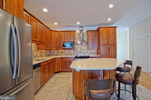 307 Cpe Shr Dr, Lewes DE 19958-3104 exterior