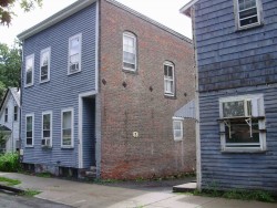 80 High St, Newton, MA 02461-1939