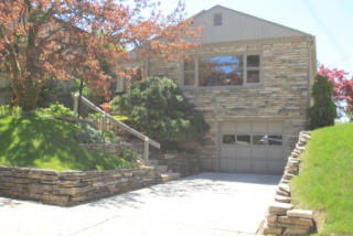 2021 Newton Ave, Milwaukee WI  53211-2657 exterior