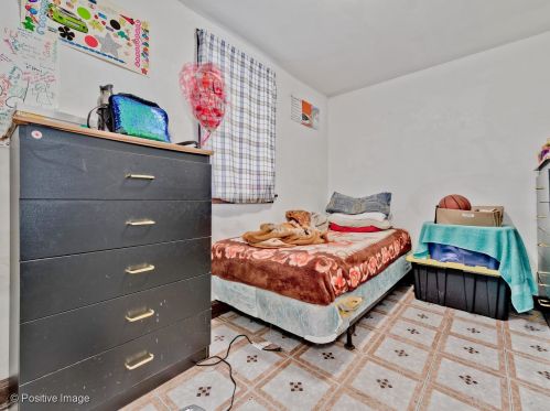 1839 Harding Ave, Chicago IL 60647-4614 exterior