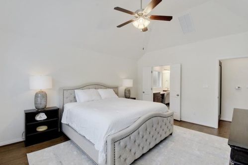 897 Catalina Ln, Austin TX 78737-4715 exterior