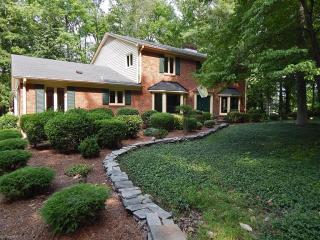 3408 Old Onslow Rd, Greensboro, NC 27407-7824