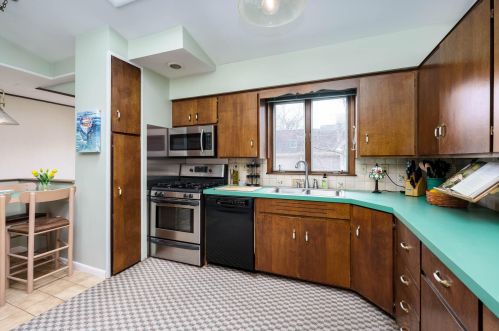 790 Eagle Lk Dr, Kalamazoo MI 49009-9612 exterior