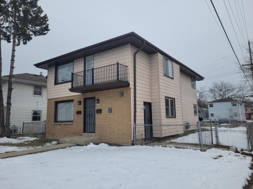 4977 46th St, Milwaukee, WI 53218-4411