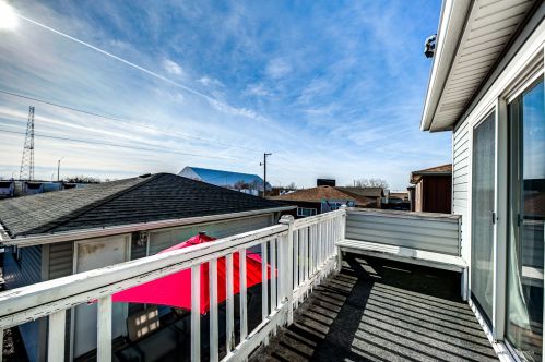 4905 124 St, Chicago IL 60628-7240 exterior