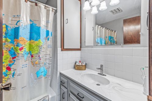 1163 County Rd B, Saint Paul MN 55113-4302 exterior