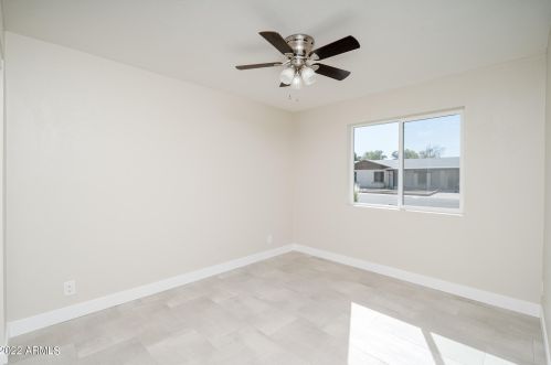 3824 Carol Ave, Phoenix AZ 85021-2091 exterior