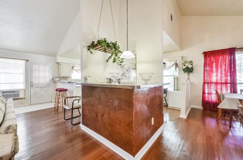 7319 Foxway Ln, Humble TX exterior