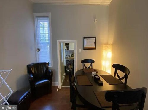 324 18 St, Philadelphia PA 19140-1014 exterior