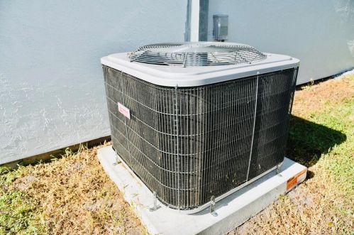 2037 Hideaway Cir, Fort Pierce FL 34952-4801 exterior