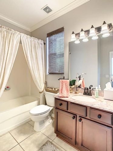 11429 Dutch Iris Dr, Riverview FL 33578-3728 exterior