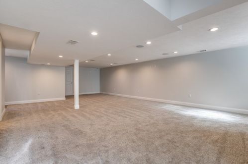 5547 Glass Rd, Pittsburgh PA  15205-9435 exterior