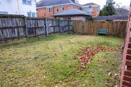 218 Lexington St, Pittsburgh PA  15208-2519 exterior