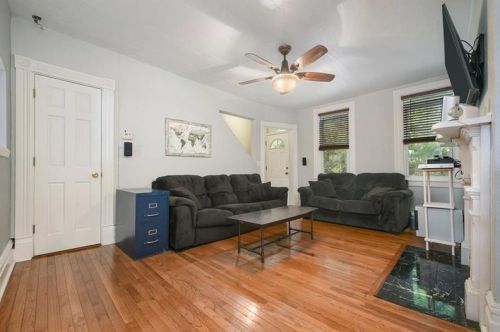 2927 Mary St, Pittsburgh, PA 15203-2539