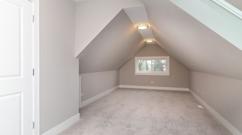 5135 Neenah Ave, Chicago IL  60656-3728 exterior