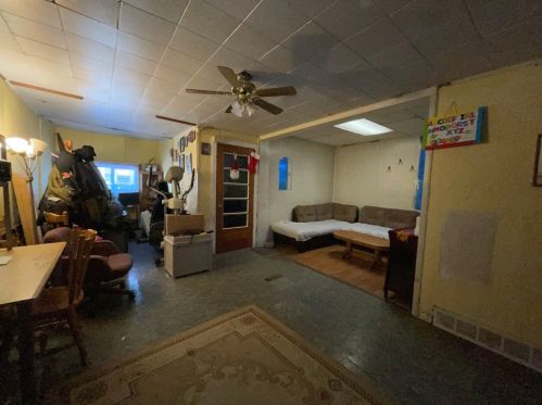 1704 Paulina St, Chicago, IL 60608-1917