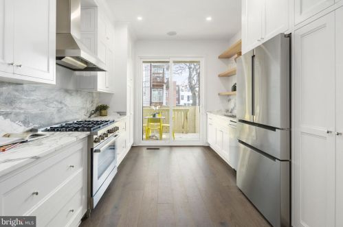 3125 11th St, Washington DC  20010-2401 exterior