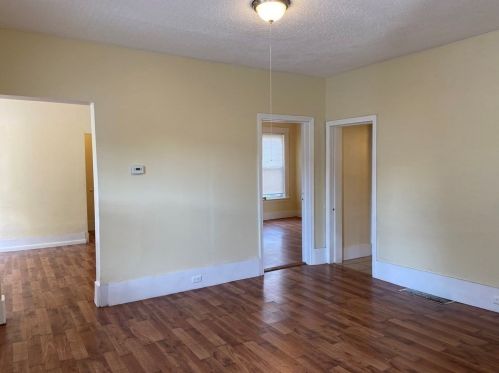 93 Thompson St, Springfield MA 01109-3919 exterior