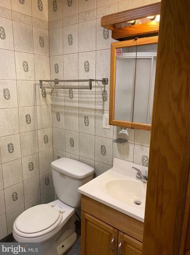 3204 Frankford Ave, Philadelphia PA 19135-1093 exterior