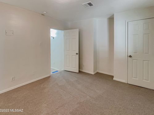 820 32nd St, Tucson AZ  85713-3615 exterior