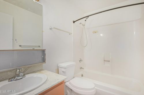 2045 Elm St, Phoenix AZ  85015-3733 exterior