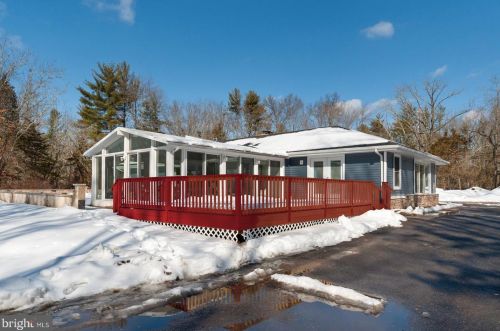 303 Carter Rd, Princeton NJ 08540-7419 exterior