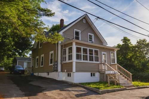 42 Godfrey St, Taunton, MA 02780-4815