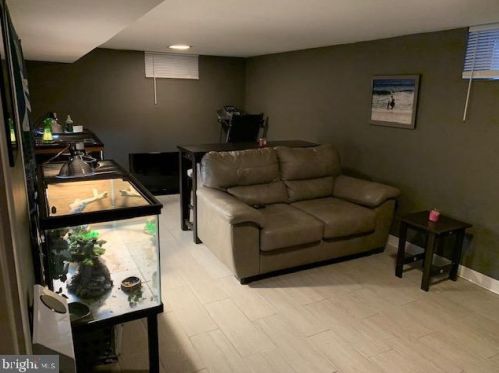 427 Springfield Ave, Camden NJ 08110-2848 exterior