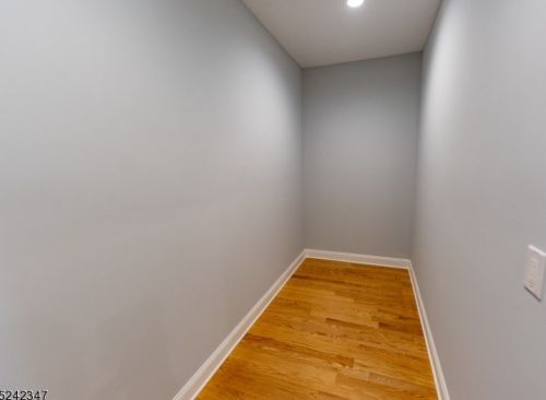 473 Plainfield Ave, Berkeley Heights NJ  07922-1925 exterior