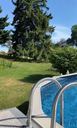 738 Camp Hollow Rd, Pittsburgh PA 15122-3300 exterior