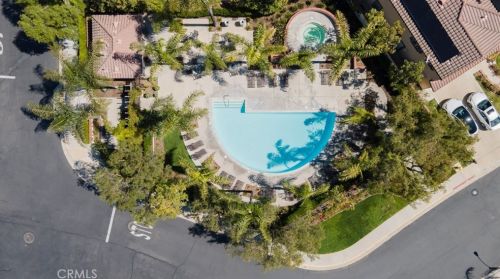 2940 Nau Ave, Tustin CA 92782-3377 exterior