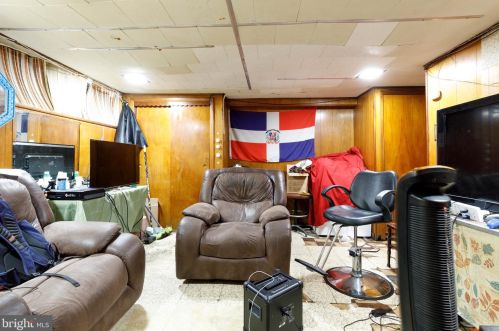 1903 30 St, Philadelphia PA 19121-1818 exterior