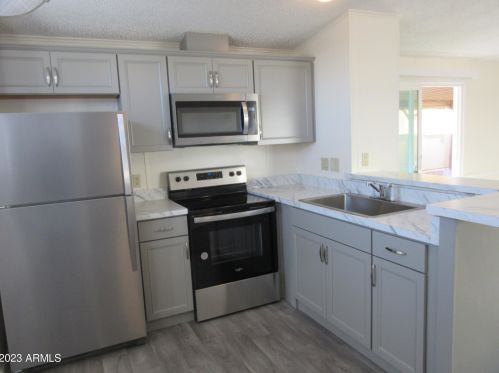 6162 Pinehurst Dr, Chandler AZ 85249-4039 exterior